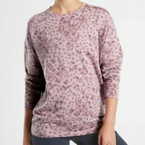Athleta Sweaters - Athleta Navy Medusa Studio To Street Cheetah Print Sweatshirt Size XS